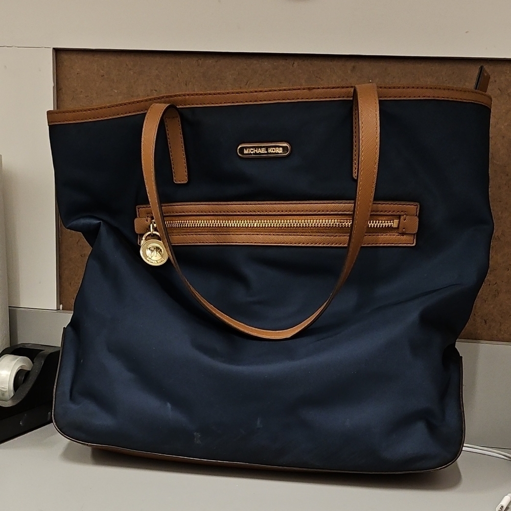 Michael Kors Kempton Tote
